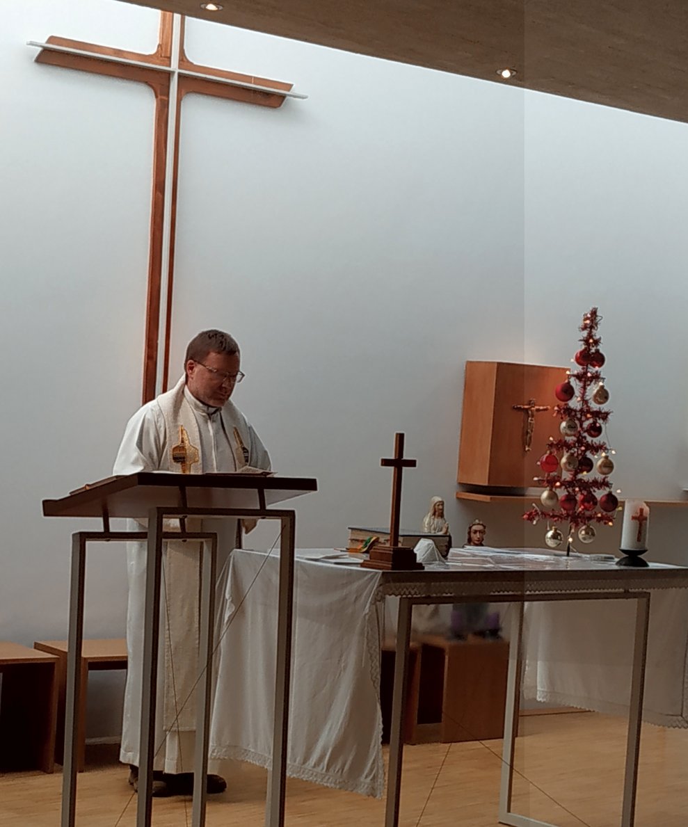 Heilige Messe in der Kapelle