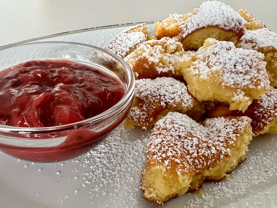 Kaiserschmarrn mit Zwetschkenröster