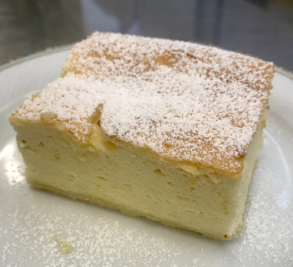 Eine Topfenschnitte.